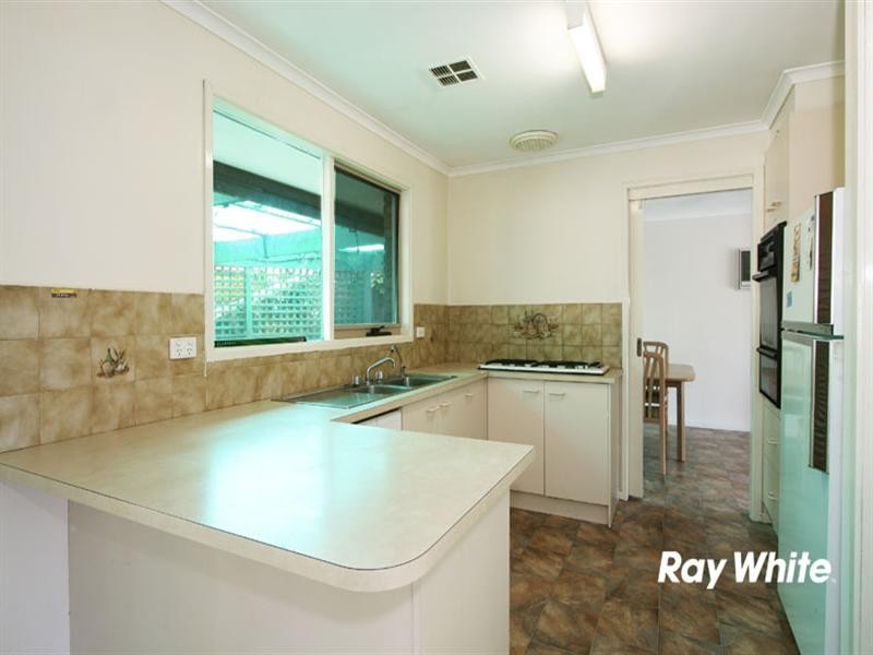 13 Cumquat Court, Cranbourne North VIC 3977