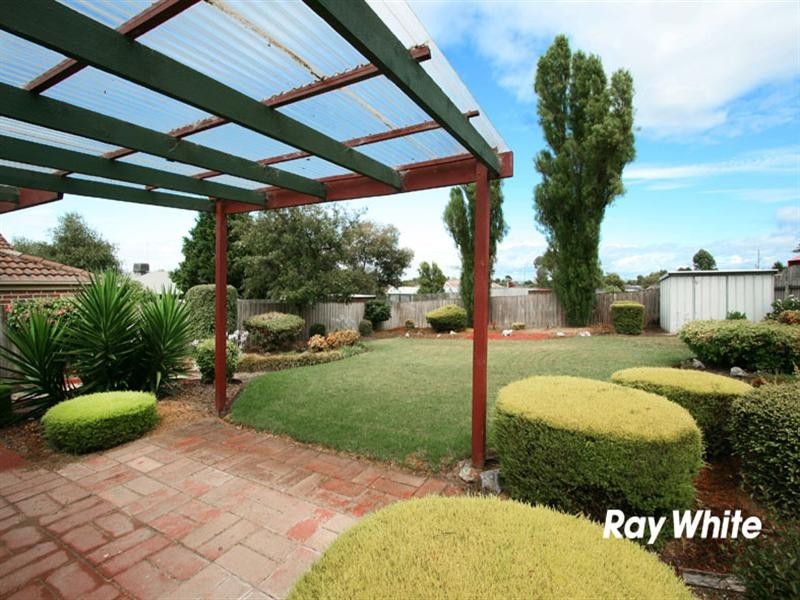 63 Allora Avenue, Ferntree Gully VIC 3156