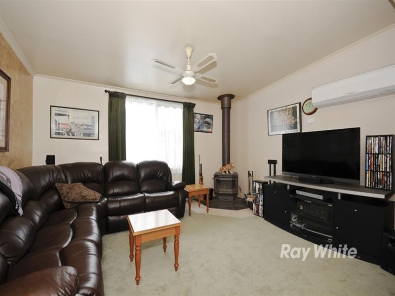 48 Renwick Road, Ferntree Gully VIC 3156