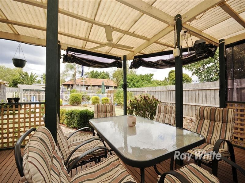 48 Renwick Road, Ferntree Gully VIC 3156