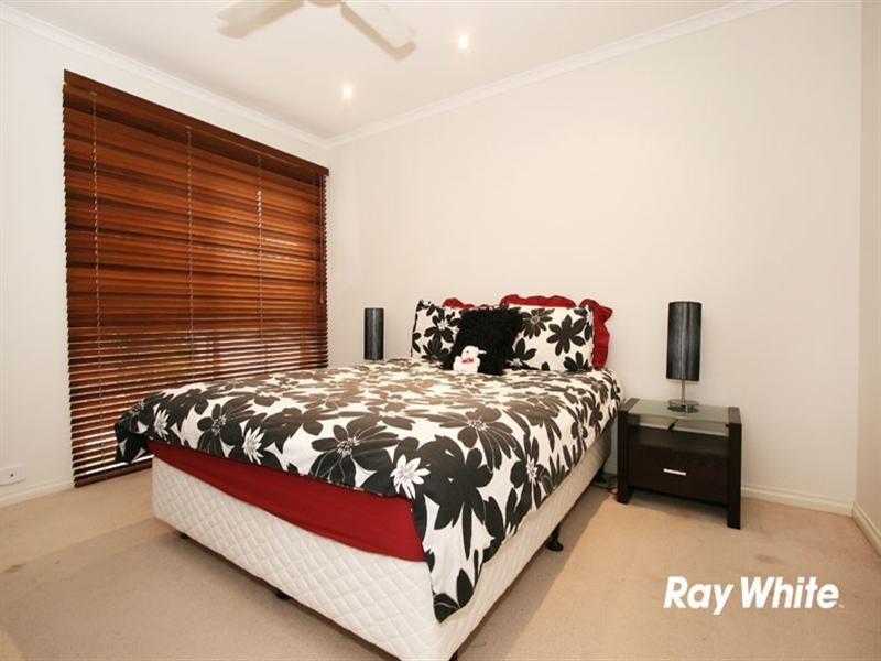 2/194 Blackwood Park Road, Rowville VIC 3178