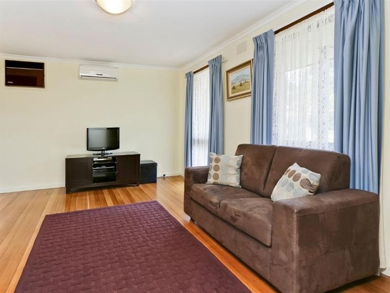 68 Francis Crescent, Ferntree Gully VIC 3156