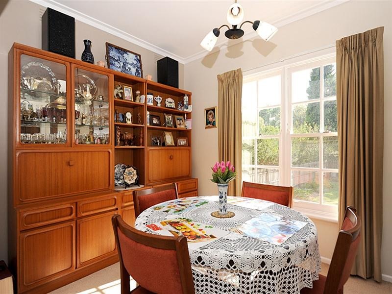 25 Linda Crescent, Ferntree Gully VIC 3156