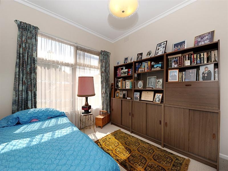25 Linda Crescent, Ferntree Gully VIC 3156
