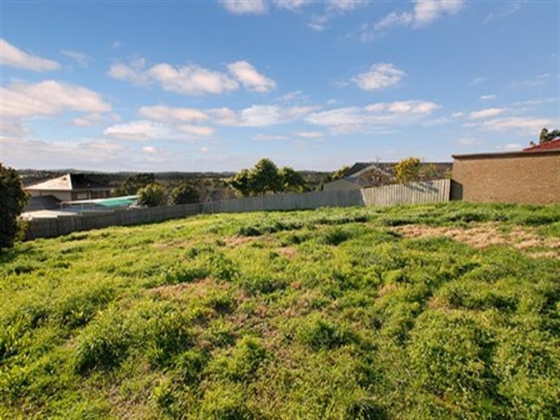 12 Maculosa Court, Endeavour Hills VIC 3802