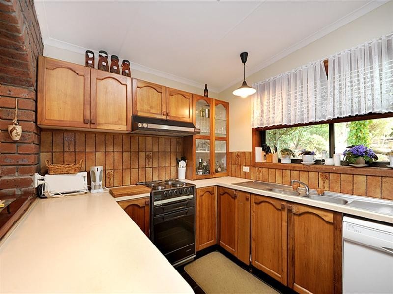 7 Glenbrook Road, Clematis VIC 3782