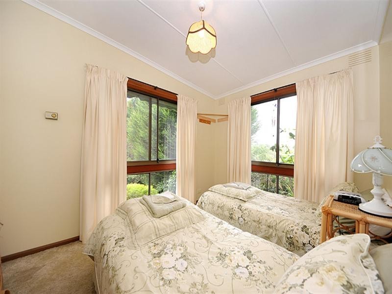 7 Glenbrook Road, Clematis VIC 3782