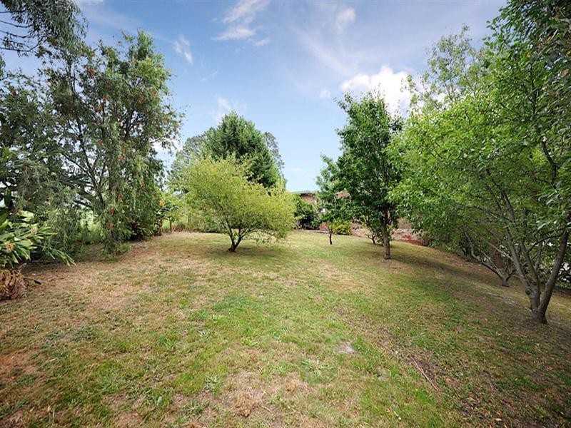 7 Glenbrook Road, Clematis VIC 3782