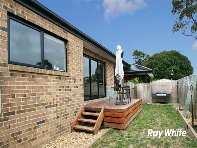 2/15 Pinnacle Avenue, Ferntree Gully VIC 3156