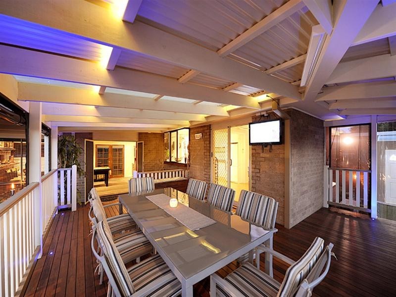 8 Gum Court, Knoxfield VIC 3180