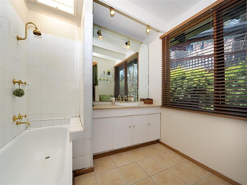 30 Baldwin Avenue, Upper Ferntree Gully VIC 3156