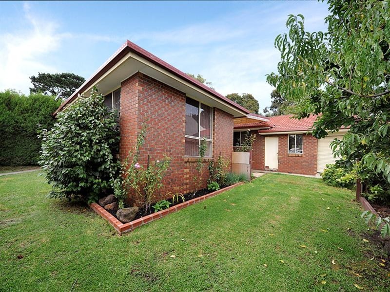 23 Norvel Road, Ferntree Gully VIC 3156