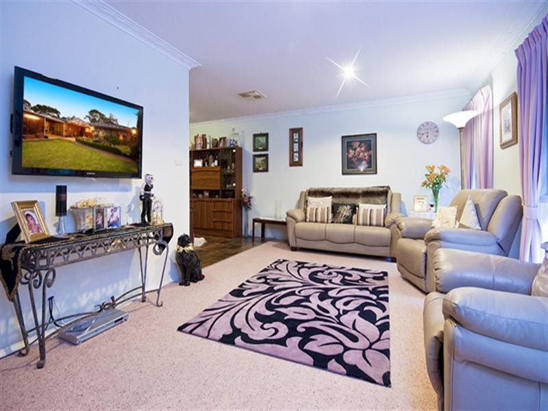 1 Russell Crescent, Boronia VIC 3155