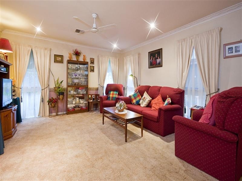 1 Russell Crescent, Boronia VIC 3155