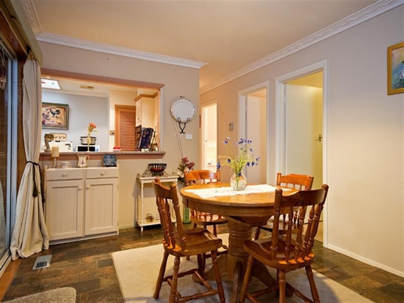 1 Russell Crescent, Boronia VIC 3155