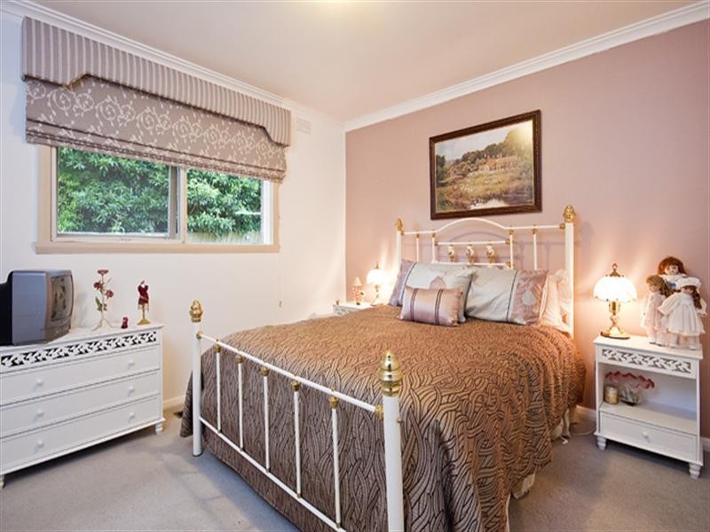 1 Russell Crescent, Boronia VIC 3155