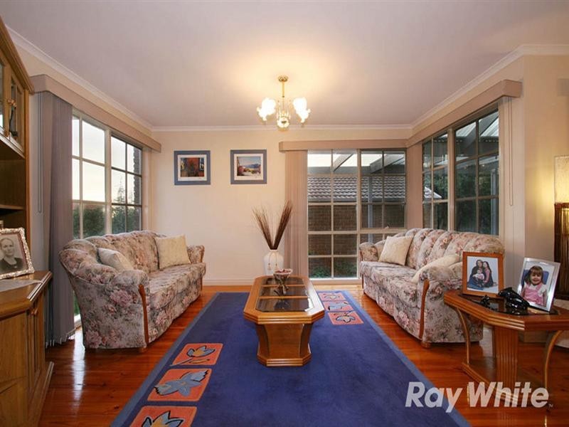 12 Sundew Court, Knoxfield VIC 3180