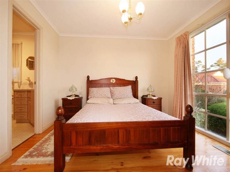 12 Sundew Court, Knoxfield VIC 3180