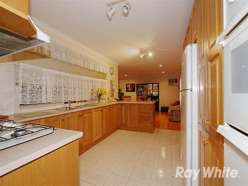 12 Sundew Court, Knoxfield VIC 3180