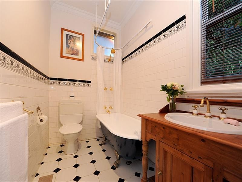 38 Ferndale Road, Upper Ferntree Gully VIC 3156