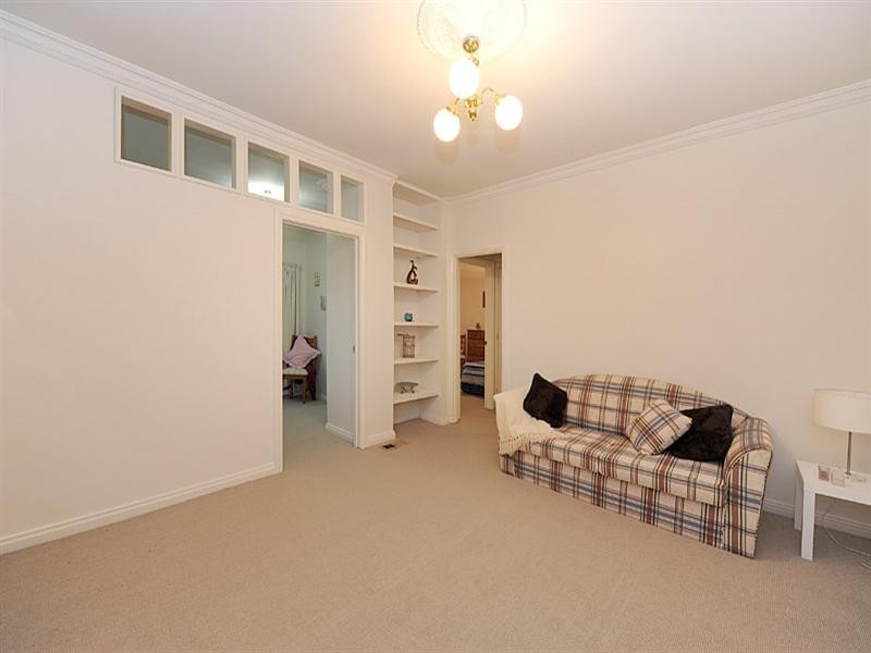 38 Ferndale Road, Upper Ferntree Gully VIC 3156