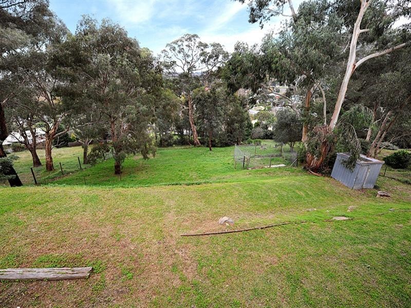 38 Ferndale Road, Upper Ferntree Gully VIC 3156