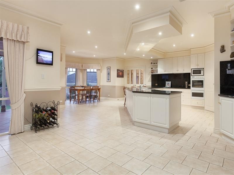 14 Perceval Court, Lysterfield VIC 3156