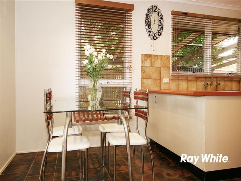 10 Adele Avenue, Ferntree Gully VIC 3156