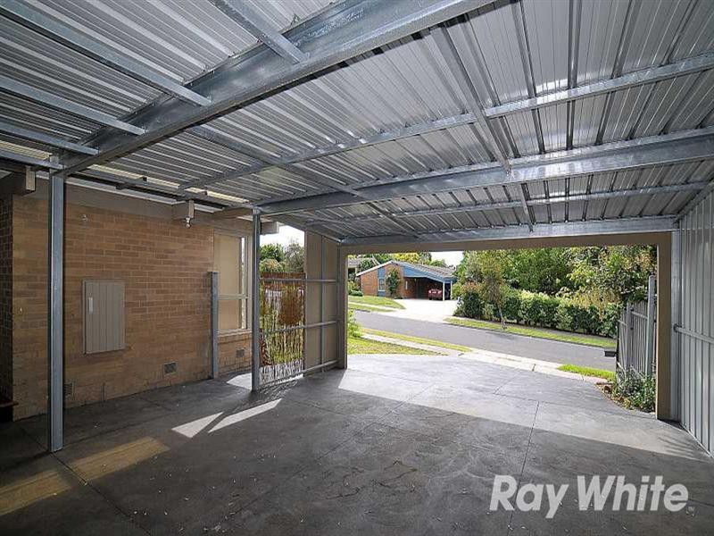 6 Yarrowee Street, Upper Ferntree Gully VIC 3156