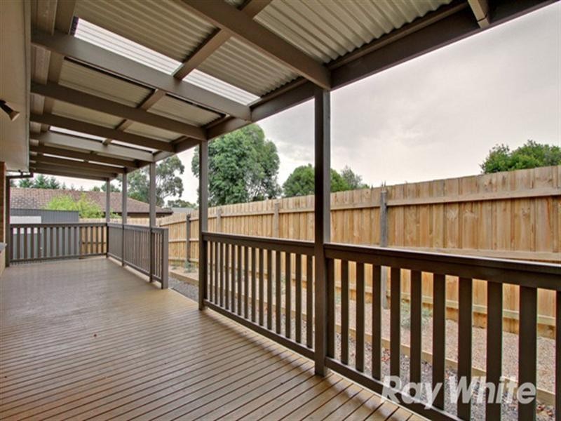 19 Lloyd Street, Knoxfield VIC 3180
