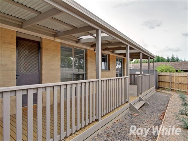 19 Lloyd Street, Knoxfield VIC 3180