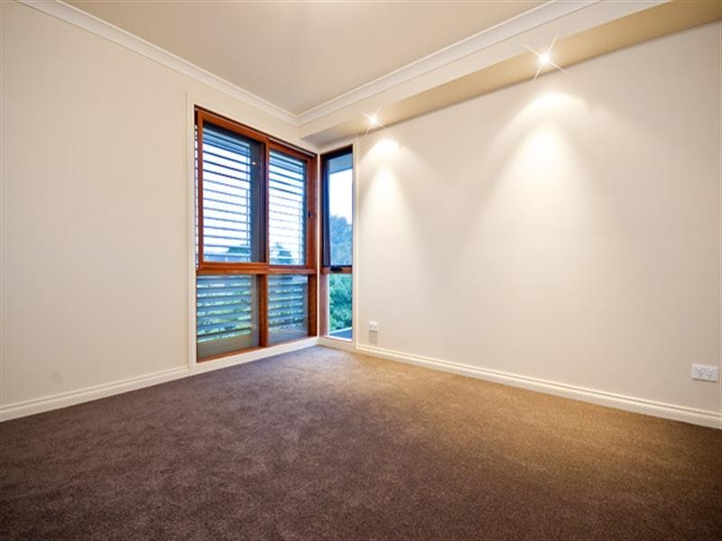 2/43 Shepherd Road, Glen Waverley VIC 3150