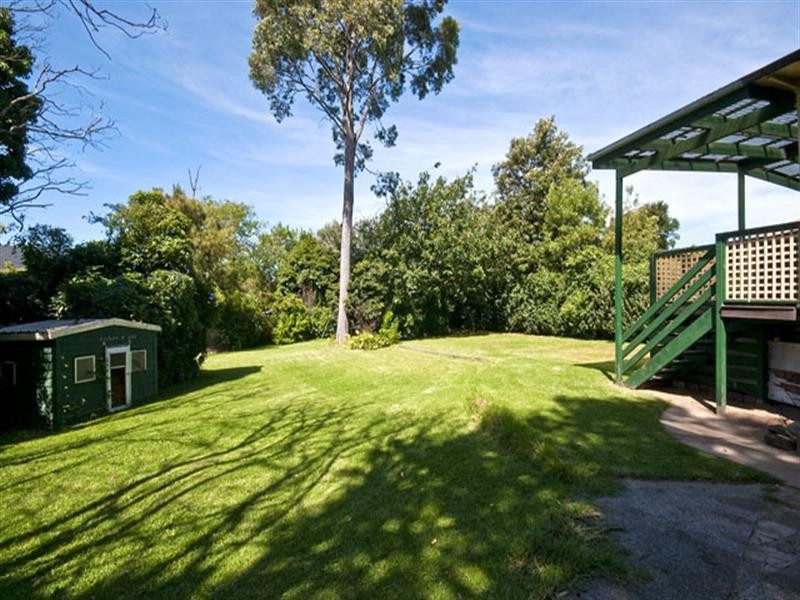 1 Callemondah Court, Ferntree Gully VIC 3156