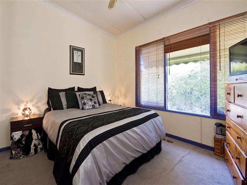 1 Callemondah Court, Ferntree Gully VIC 3156