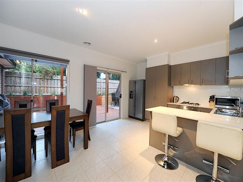 1B Cousin Drive, Wantirna South VIC 3152