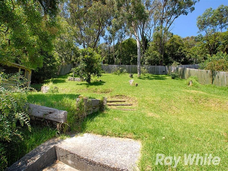 8 Mercia Avenue, The Basin VIC 3154