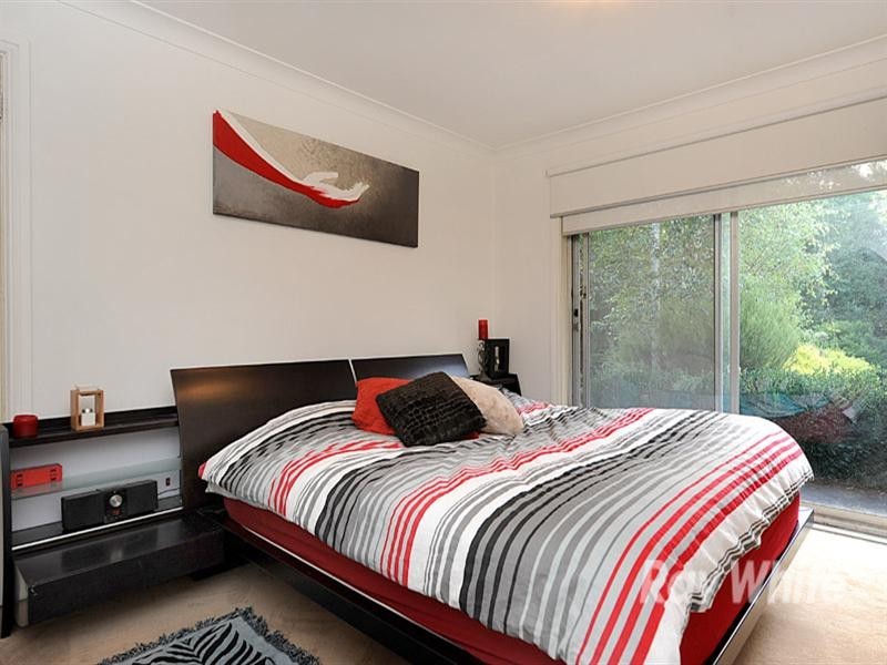 1/33 Bunnett Road, Knoxfield VIC 3180