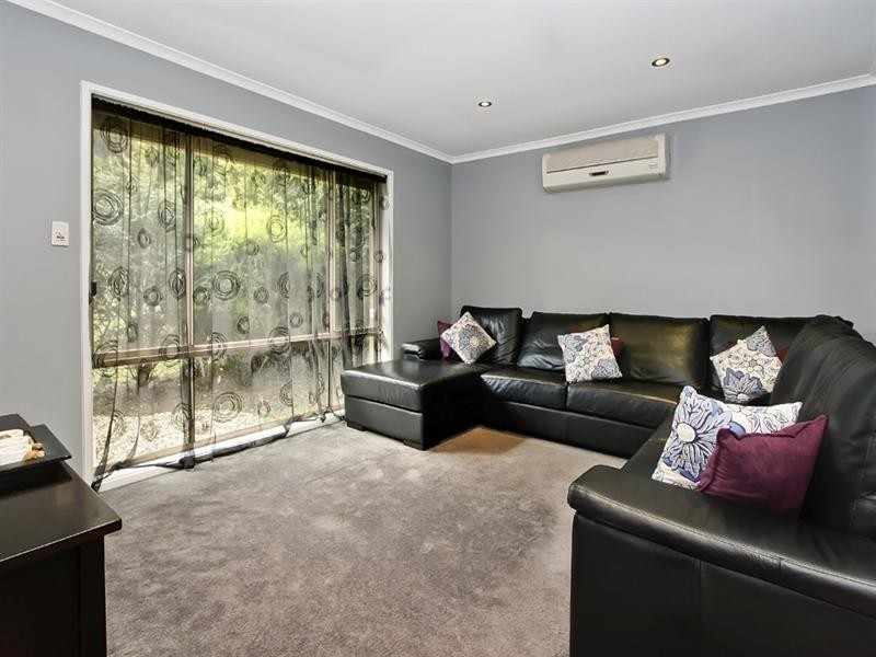 4 Rio Court, Ferntree Gully VIC 3156