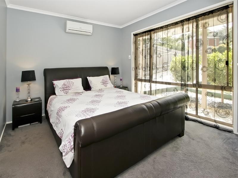 4 Rio Court, Ferntree Gully VIC 3156