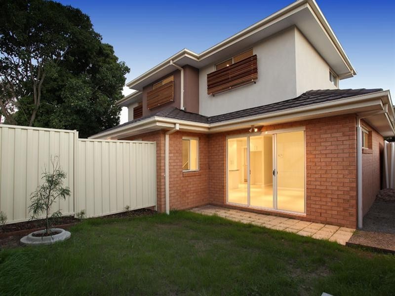 2/39 Laura Road, Knoxfield VIC 3180