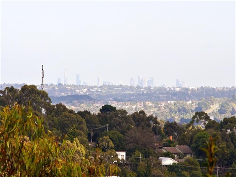 20 Kia Ora Parade, Ferntree Gully VIC 3156