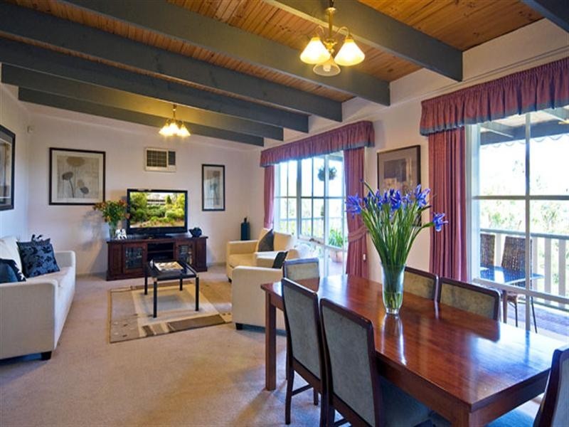 20 Kia Ora Parade, Ferntree Gully VIC 3156