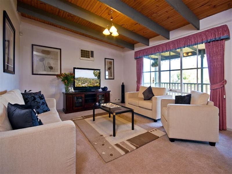 20 Kia Ora Parade, Ferntree Gully VIC 3156