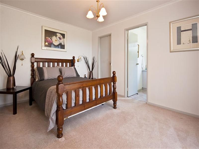 20 Kia Ora Parade, Ferntree Gully VIC 3156