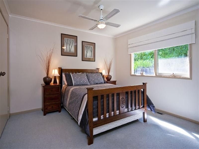 20 Kia Ora Parade, Ferntree Gully VIC 3156