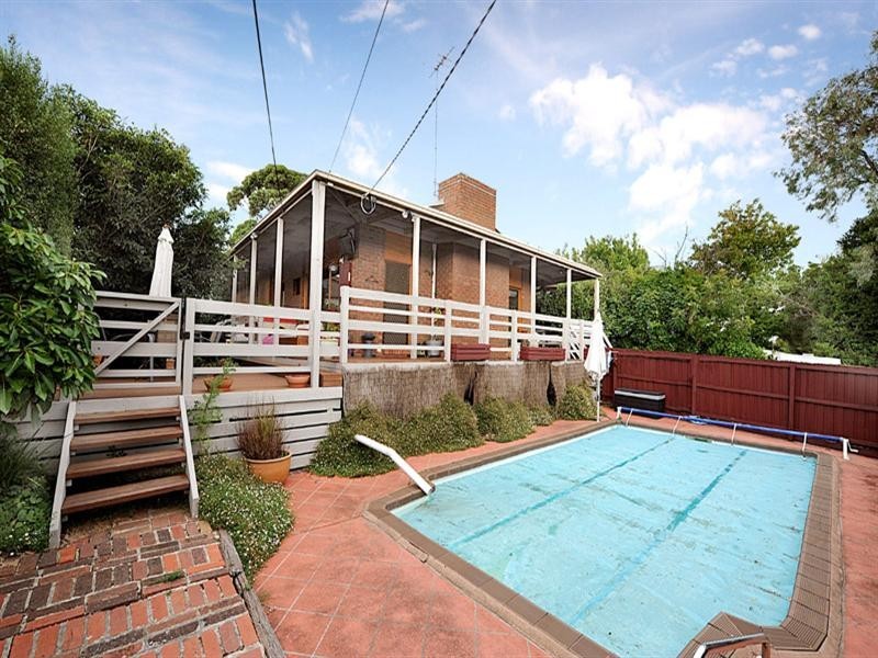 26 Roberts Street, Ferntree Gully VIC 3156