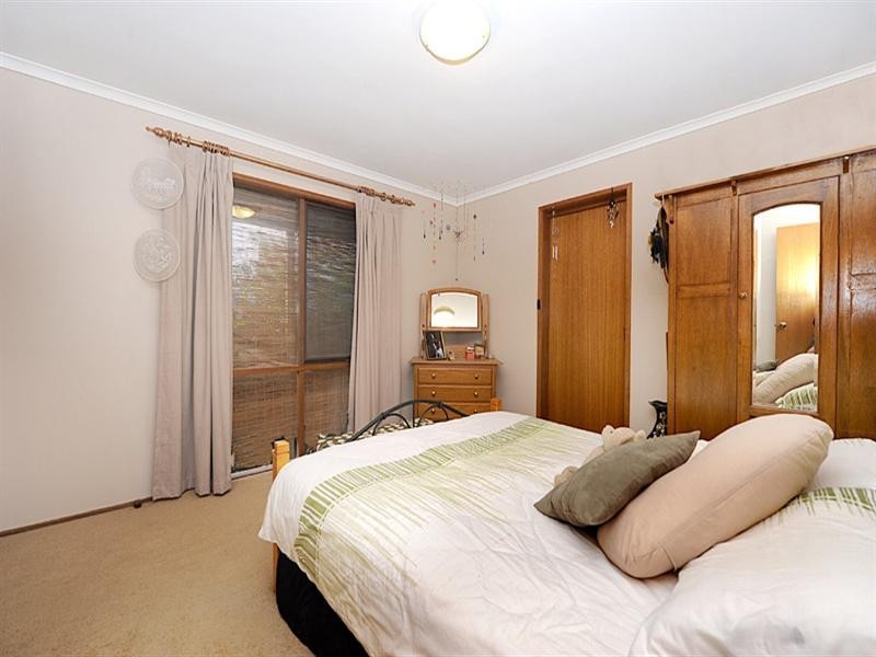 26 Roberts Street, Ferntree Gully VIC 3156