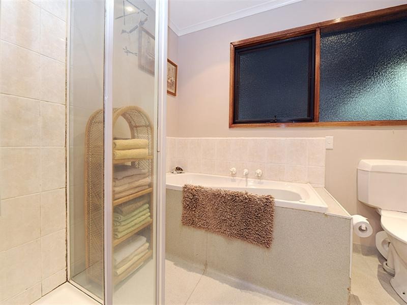 26 Roberts Street, Ferntree Gully VIC 3156