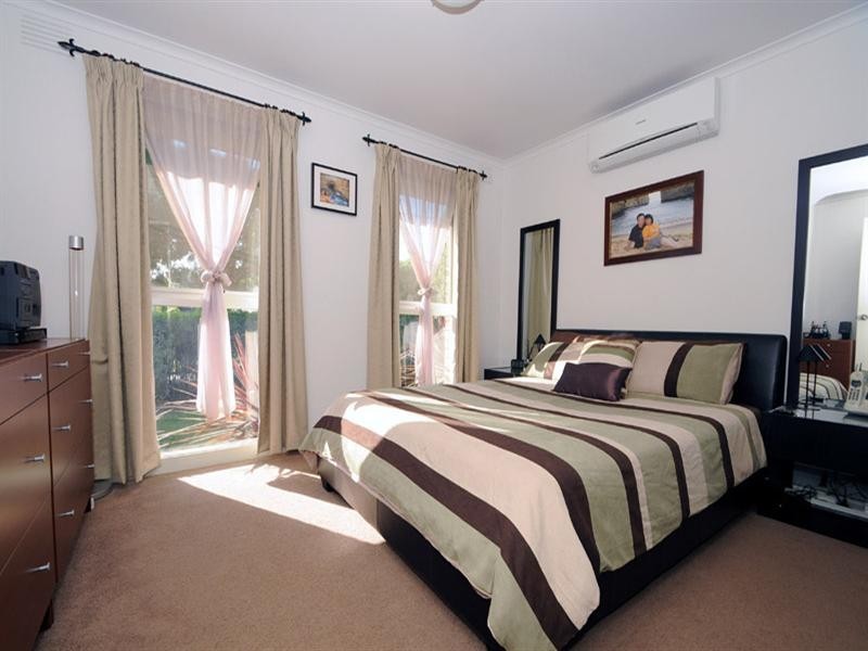 48 Bunnett Road, Knoxfield VIC 3180