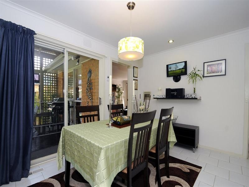 48 Bunnett Road, Knoxfield VIC 3180